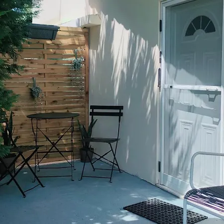 Cosy Garden *