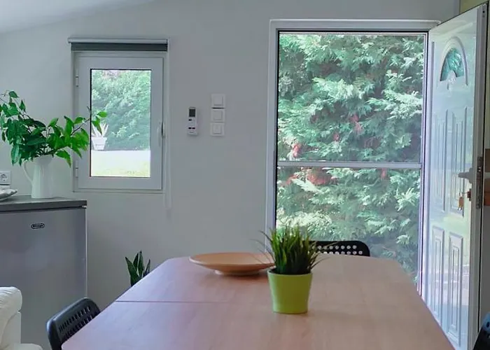 Cosy Garden Messíni